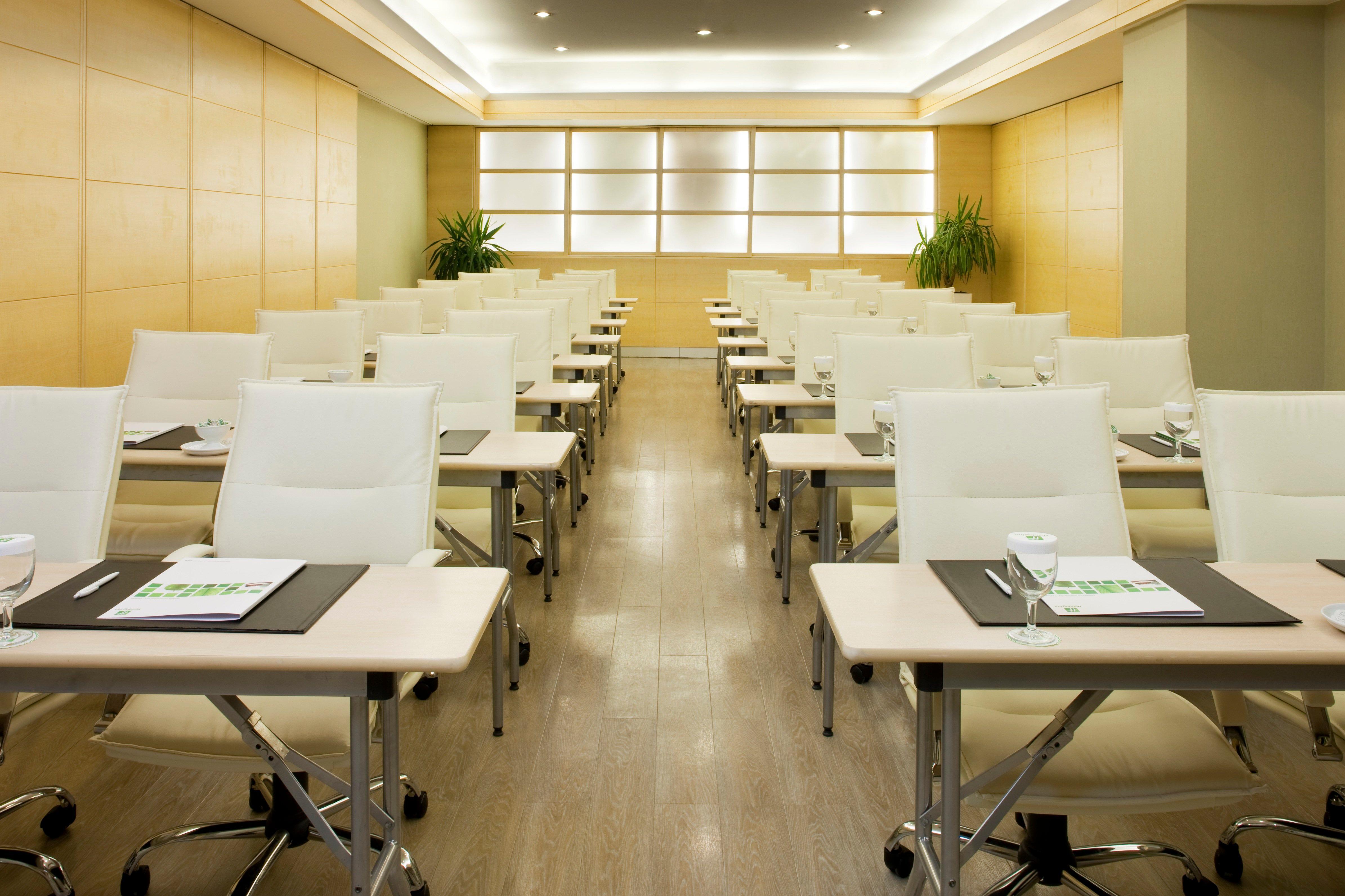 Holiday Inn Istanbul City By Ihg Съоръжения снимка Classroom