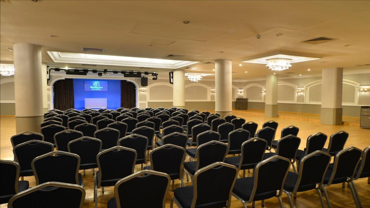 Holiday Inn Istanbul City By Ihg Екстериор снимка The ballroom