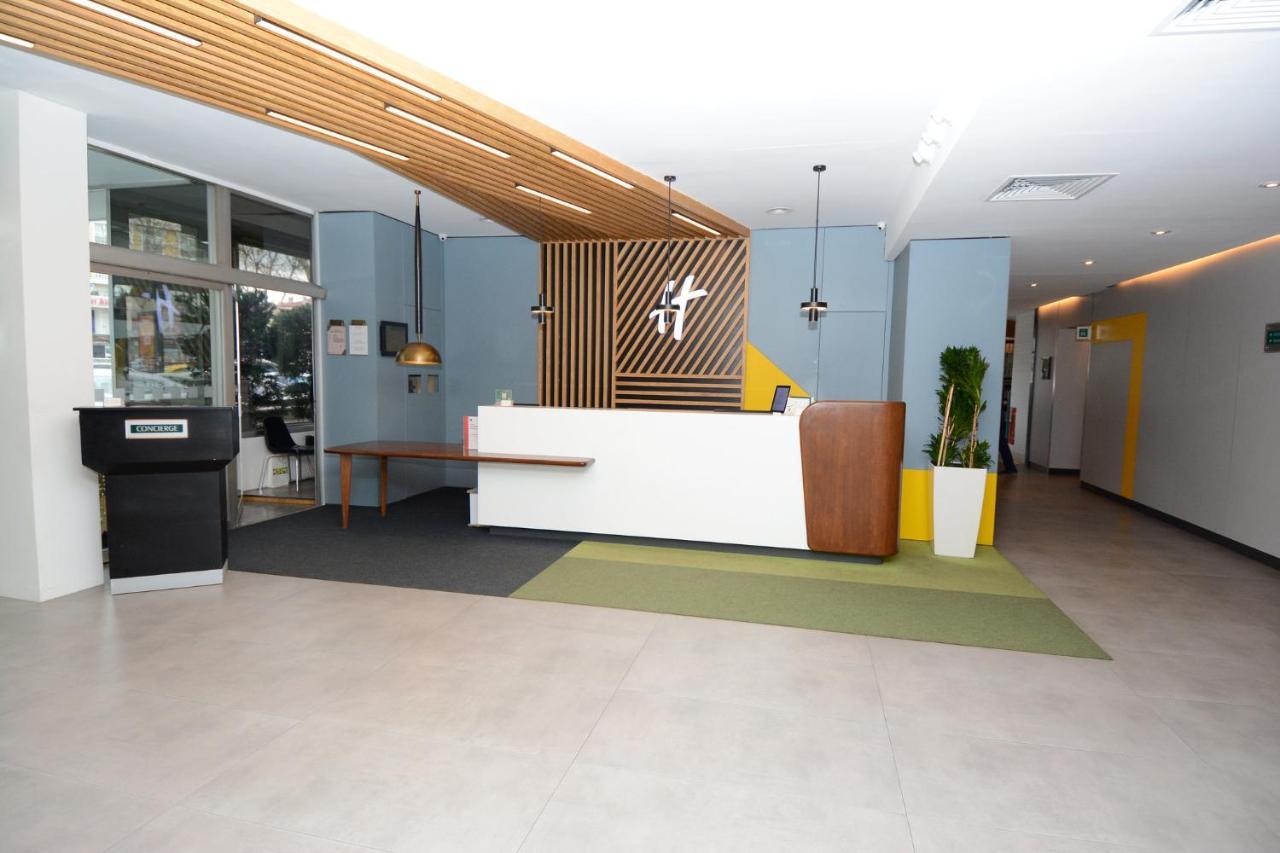 Holiday Inn Istanbul City By Ihg Екстериор снимка Reception
